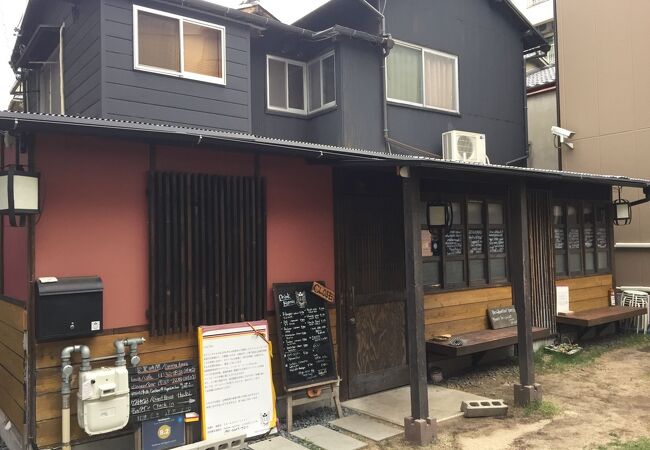 ガストハウス44 東三国店