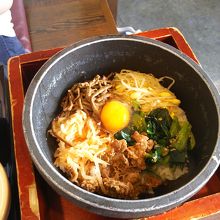 石焼きビビンバ