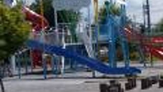 じゃぶじゃぶ池