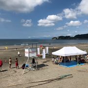 鎌倉と逗子の間にある海水浴場