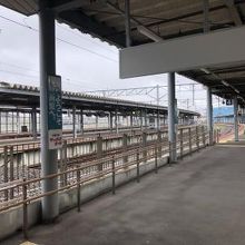 閑散としています。