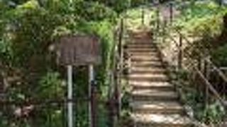 円墳状の盛り土