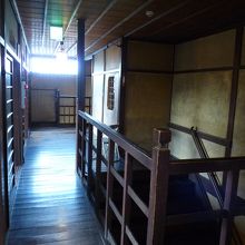 ３階の客間と廊下がもの哀しい