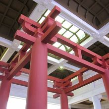 内観にも凝った組物が使用