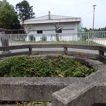 本丸跡附大井戸