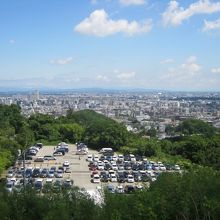 上まで登らなくても、ジャンプ台基部からの景色もなかなかです。