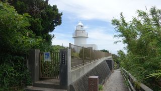 岬の先端までもうすぐの地点