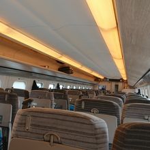 東北新幹線車内は閑散