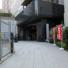 正しく近代的な光景ですね