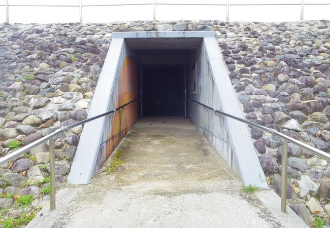 西谷墳墓群史跡公園四隅突出