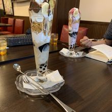 30cmパフェを食べに行きました By Kaori カフェ オリンピックのクチコミ フォートラベル