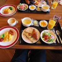 朝食の洋食セット