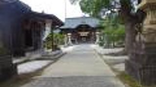 奥に広い宇美神社