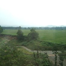 新得手前で見える畜産試験場