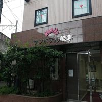 玄関は表裏両方あります。