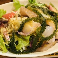 おすすめの海鮮サラダ