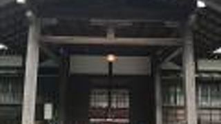 落ち着いた公園