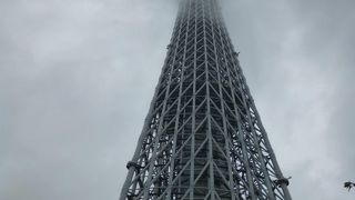 スカイツリーの高さを実感する光景でした