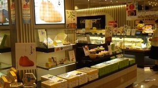 博多駅の菓子店