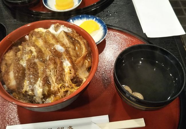 かつ丼の有名店