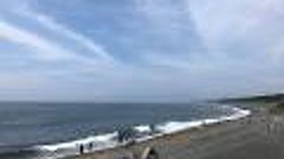 今年はひっそりしている海水浴場