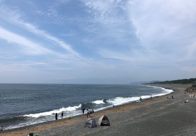 今年はひっそりしている海水浴場