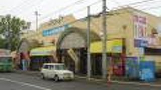 野菜メインのローカル市場