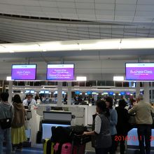 遅い時間でしたが人は多かったです