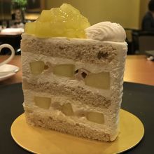 1切れ3800円のエキストラスーパーメロンショートケーキ By Lunamucha パティスリー Satsukiのクチコミ フォートラベル