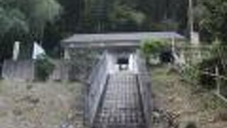 根小屋駅から徒歩１０分　多胡碑資料館に行ってから行きました