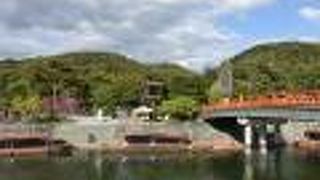 宇治川を中心とした風光明媚な公園