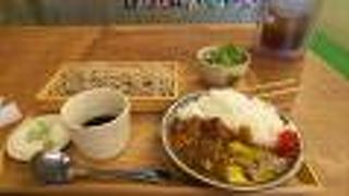 蕎麦と一品料理がリーズナブル。