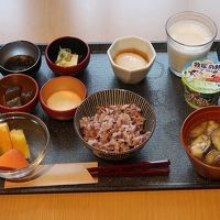 小鉢料理を選択する方式でバイキングは中止でした。