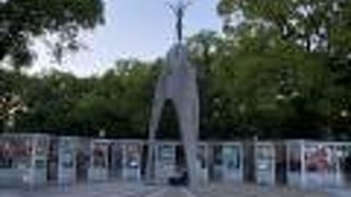 千羽鶴がたくさんありました