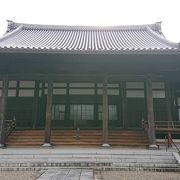 大きなお寺でした。