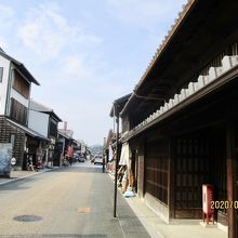 ここから１本道で犬山城へ続いています