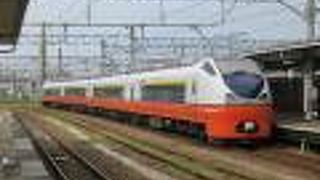 秋田駅では新幹線との乗り換えが便利です