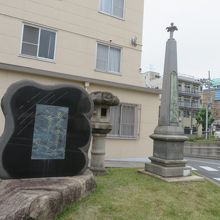 おしゃれな石碑です