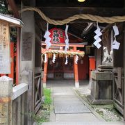 坂本龍馬の像がある小さな神社です