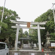 立派な神社です