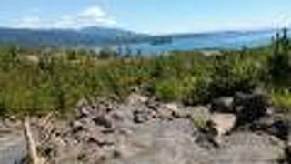 溶岩の年代の違いが見える