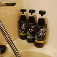 シャンプーとコンディショナー別々です