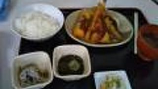 美味しい魚市場の定食