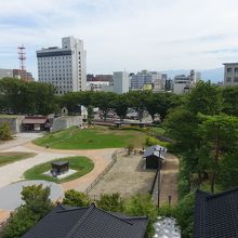 千歳御門が見えます