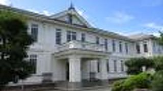 レトロな建築の小学校