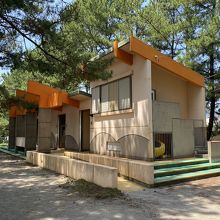 トイレ、更衣室、シャワー棟