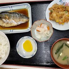煮魚定食780円
