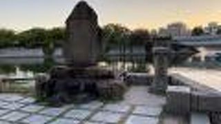 歴史を知ると悲しい気持ちになる橋