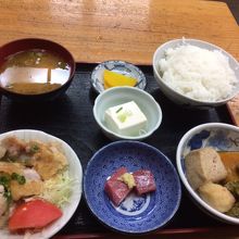 千成定食800円　