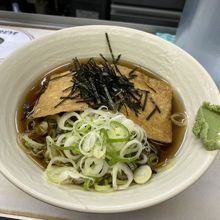冷しきつね蕎麦